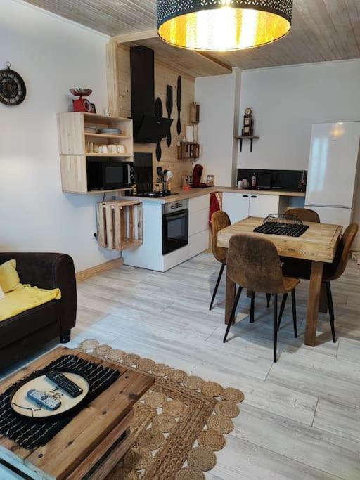 Appartement Chez Marie Et Aymeric Bages  Zewnętrze zdjęcie
