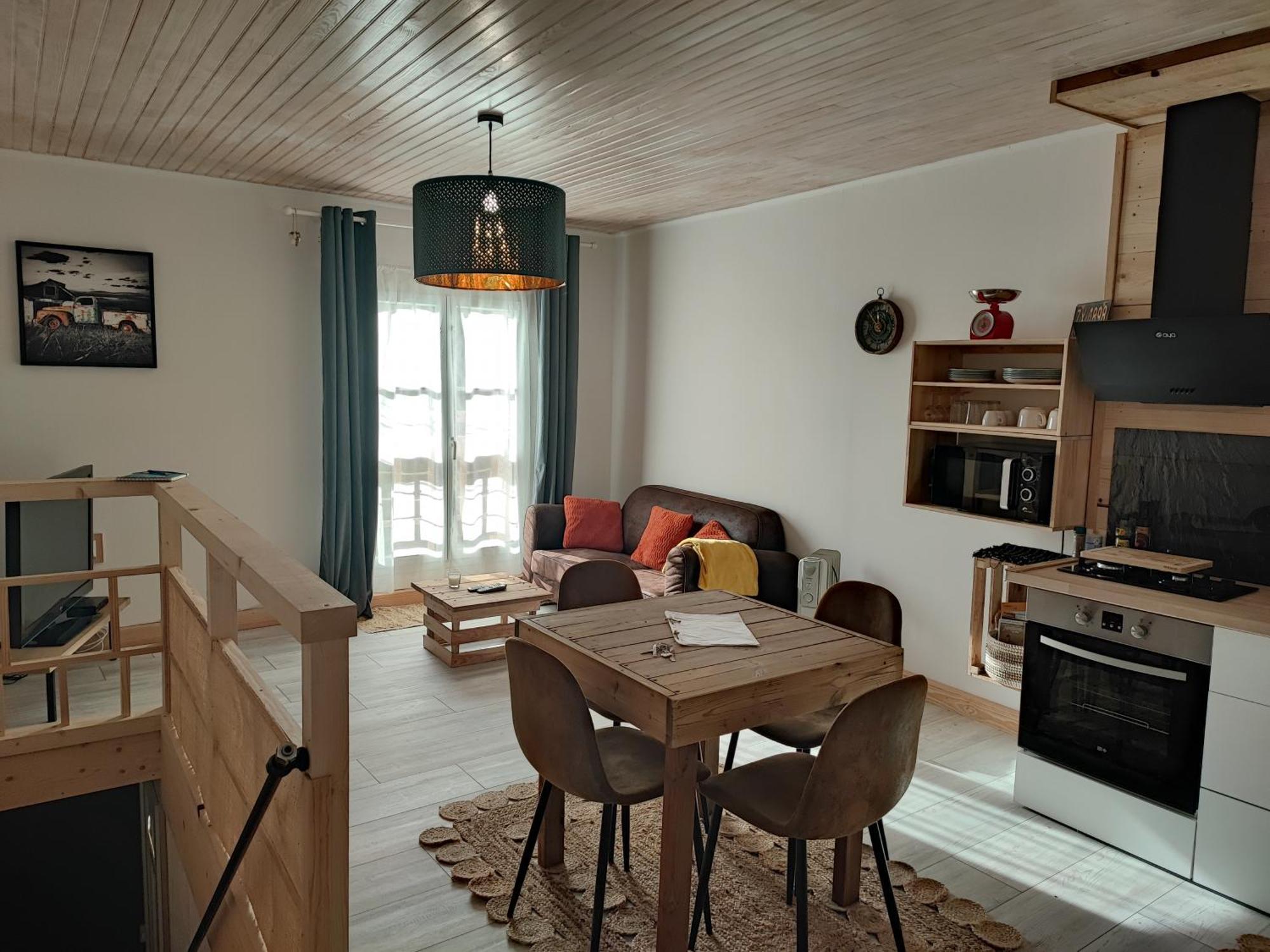 Appartement Chez Marie Et Aymeric Bages  Zewnętrze zdjęcie